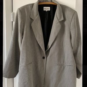 🏁 Super cute houndstooth blazer 🏁